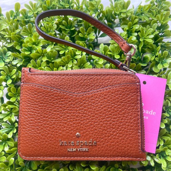 kate spade Handbags - NWT Kate Spade Leila Card Holder Wristlet with Key Ring